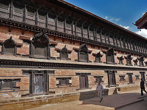 55-window-palace2