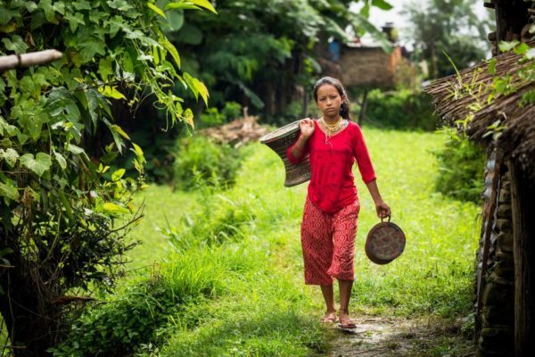 Women Empowerment in Nepal 2 Yound Nepalese_CIFOR
