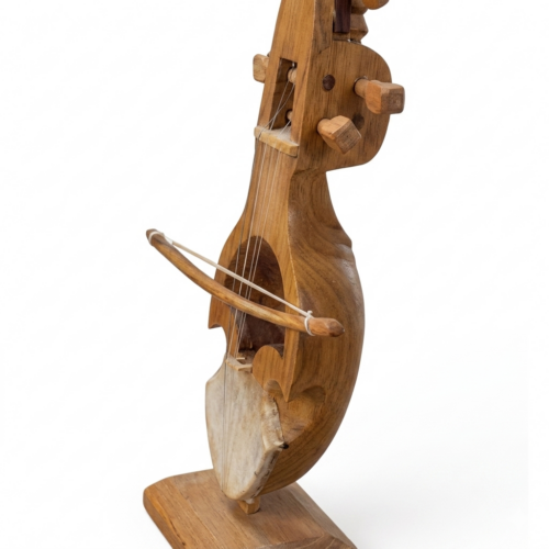 decorative-standing-sarangi-right