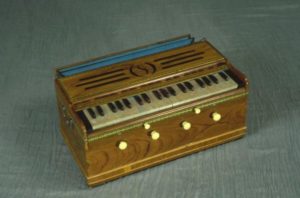 Harmonium-1