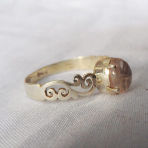rainbow-stone-finger-ring