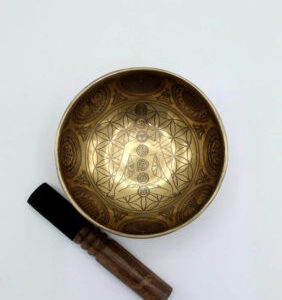 seven-chakra-fine-arts-om-itched-singing-bowl