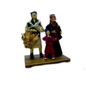 ethnic-gurung-family