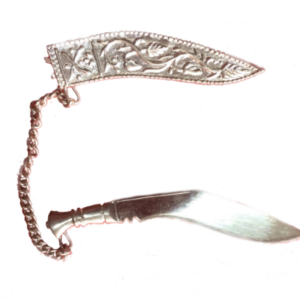 silver-khukuri-gorkha-knife-coat-pin-size